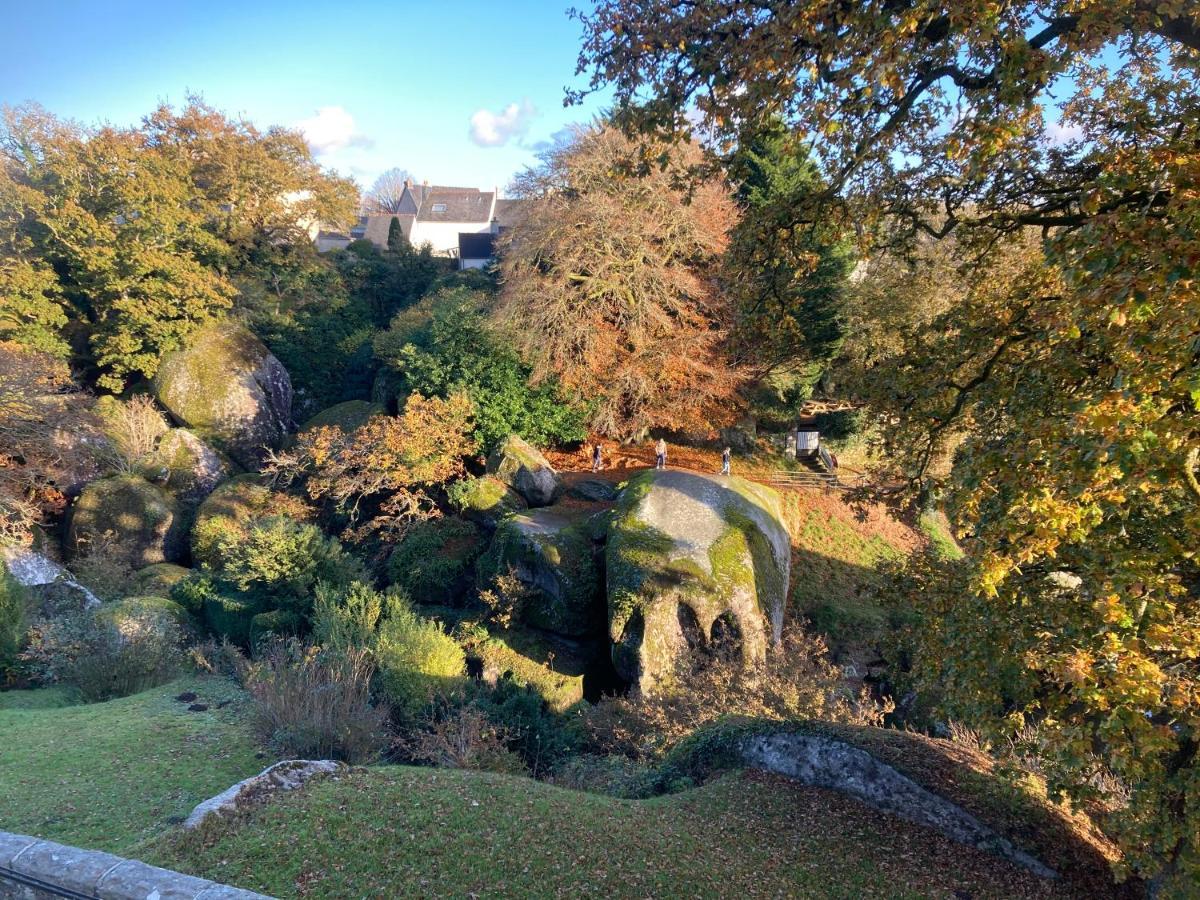 Vue Imprenable Sur Le Moulin Du Chaos ! Lägenhet Huelgoat Exteriör bild